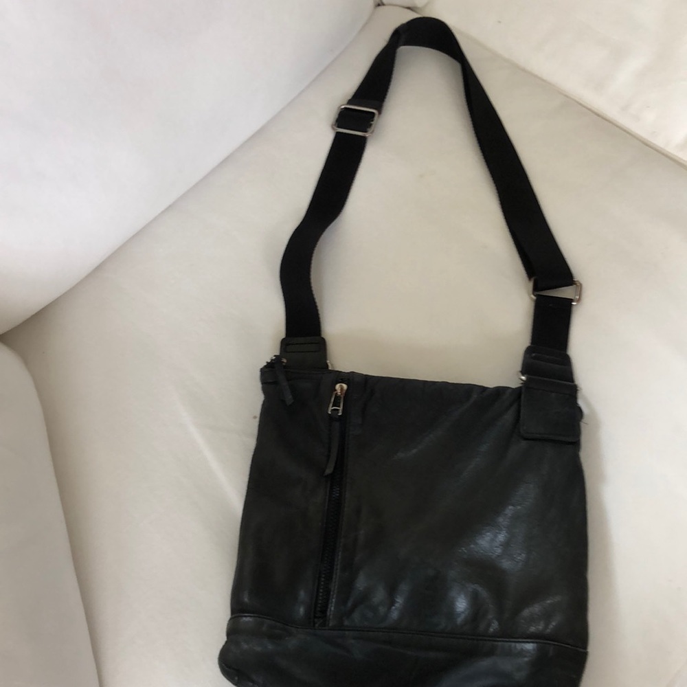 Bkack Leather Cross body purse by Margot